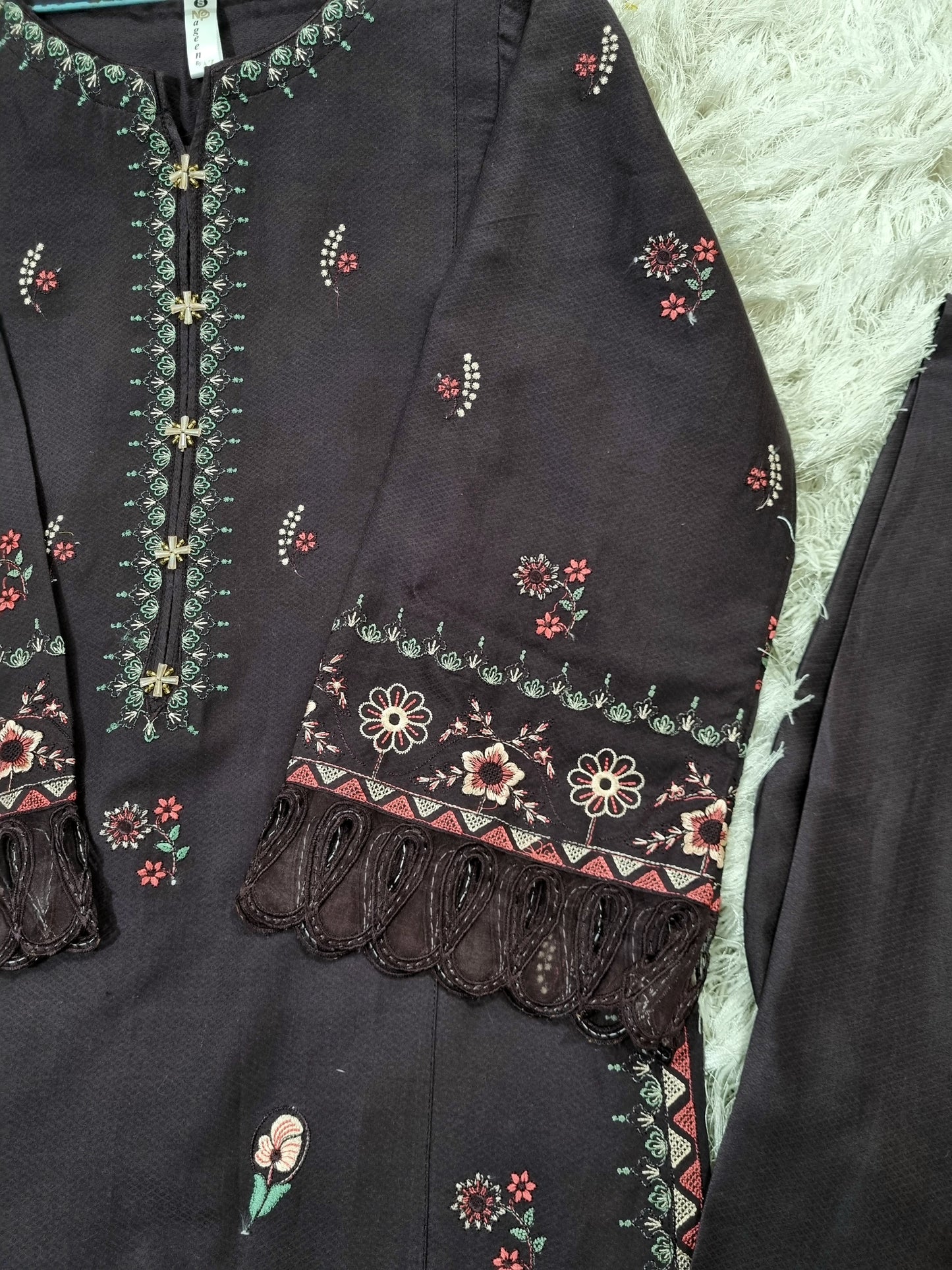Lawn 3pc embroidered dress db