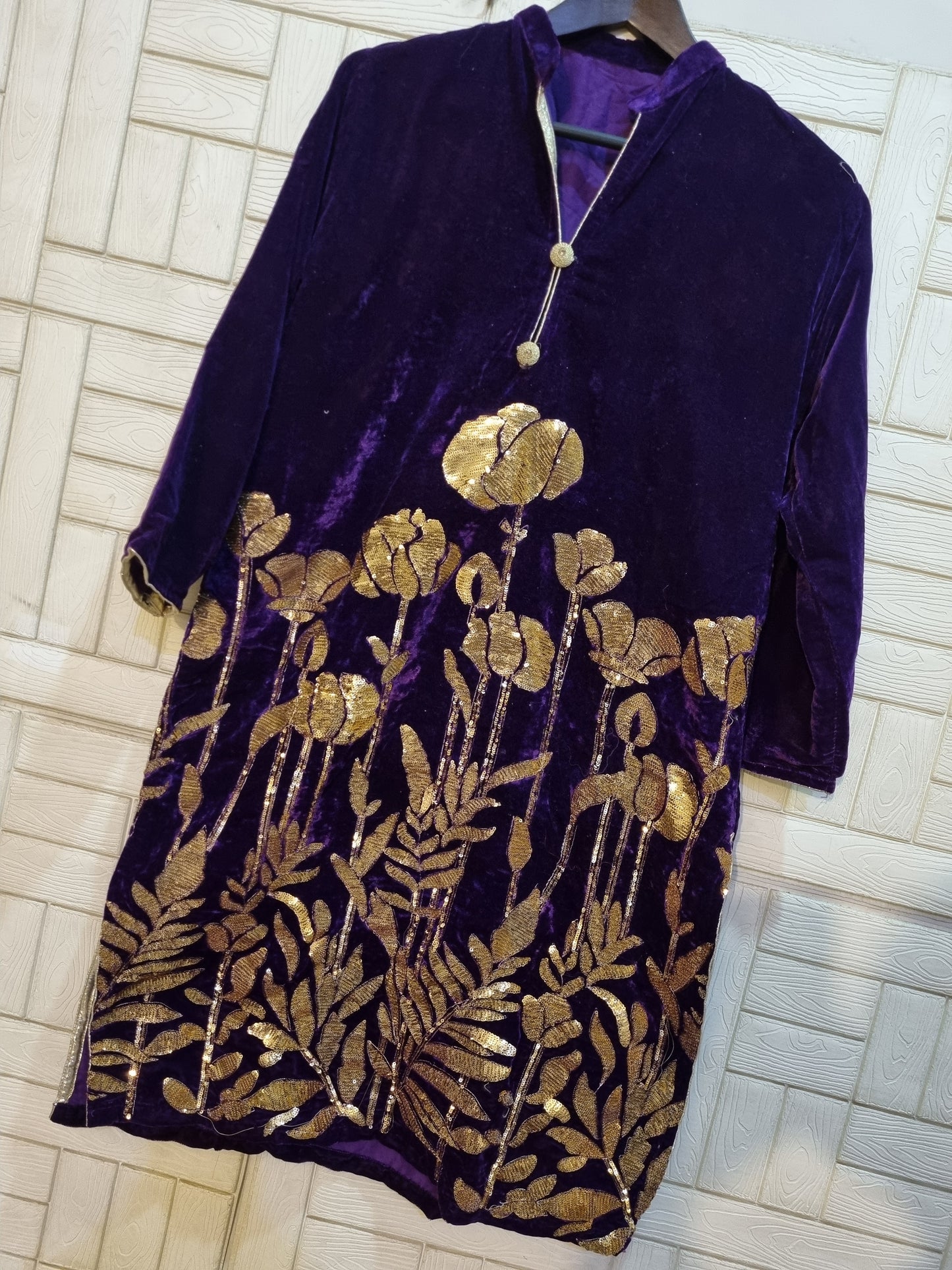 Purple sequin Embroidered velvet shirt