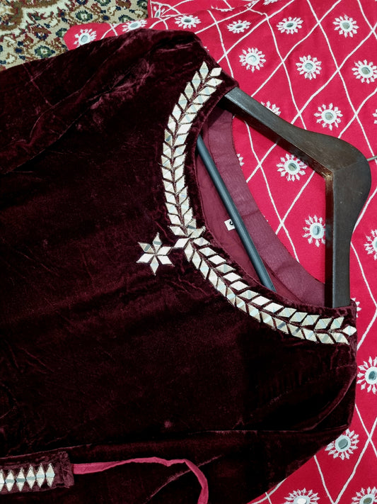 Maroon long velvet frock with belt